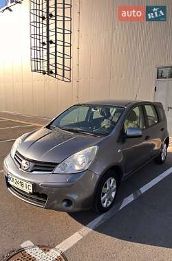 Хэтчбек Nissan Note 2011 в Киеве
