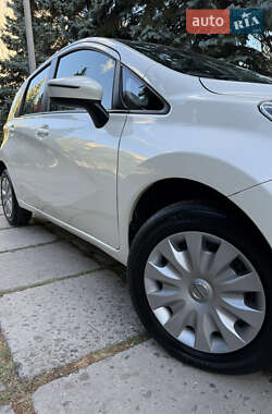 Хэтчбек Nissan Note 2015 в 