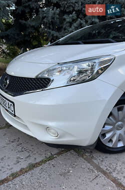 Хэтчбек Nissan Note 2015 в 