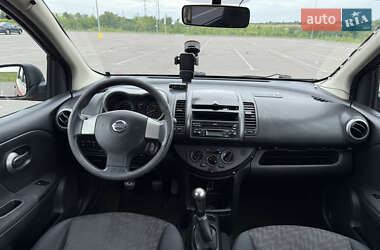 Хэтчбек Nissan Note 2007 в 