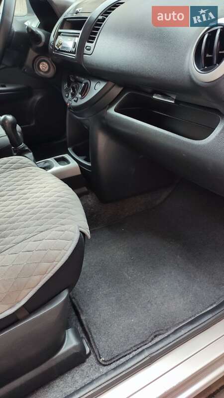 Хэтчбек Nissan Note 2012 в Хмельницком