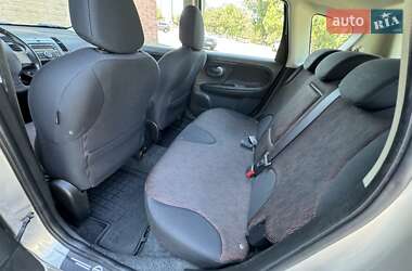 Хэтчбек Nissan Note 2008 в 