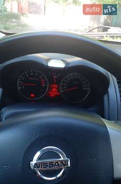 Хэтчбек Nissan Note 2013 в 