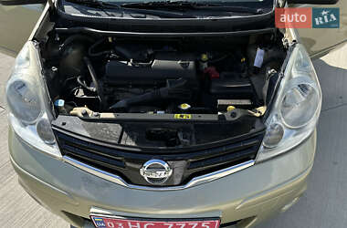 Хэтчбек Nissan Note 2009 в 