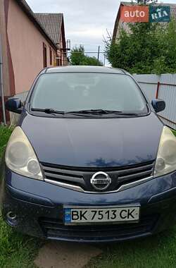 Хетчбек Nissan Note 2011 в Дубровиці