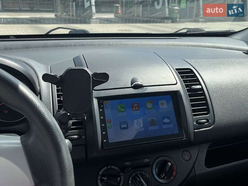 Хэтчбек Nissan Note 2011 в Кропивницком