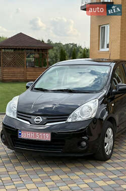 Хэтчбек Nissan Note 2009 в Староконстантинове
