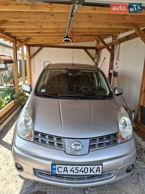 Хэтчбек Nissan Note 2006 в Христиновке