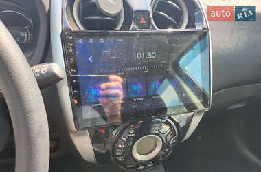 Хэтчбек Nissan Note 2013 в 