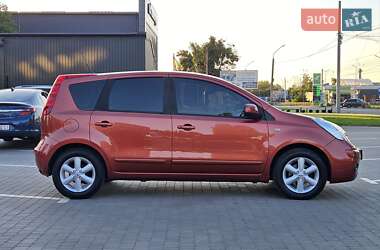 Хэтчбек Nissan Note 2007 в 