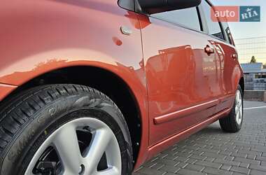 Хэтчбек Nissan Note 2007 в 