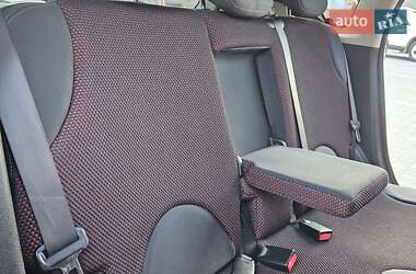 Хэтчбек Nissan Note 2007 в 