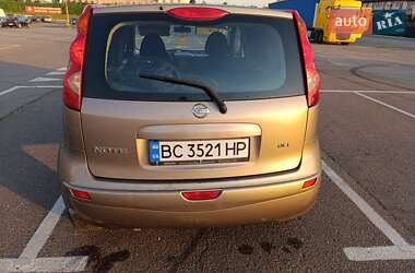 Хэтчбек Nissan Note 2008 в 