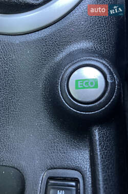 Хэтчбек Nissan Note 2014 в 