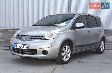 Хэтчбек Nissan Note 2008 в 
