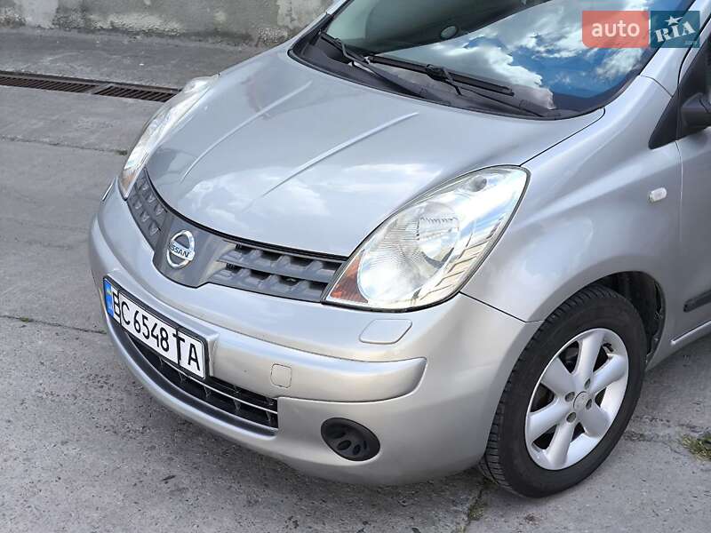 Хэтчбек Nissan Note 2008 в Львове фото 5 Хэтчбек Nissan Note 2008 в Львове