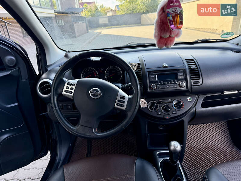 Хэтчбек Nissan Note 2011 в Жовкве фото 21 Хэтчбек Nissan Note 2011 в Жовкве