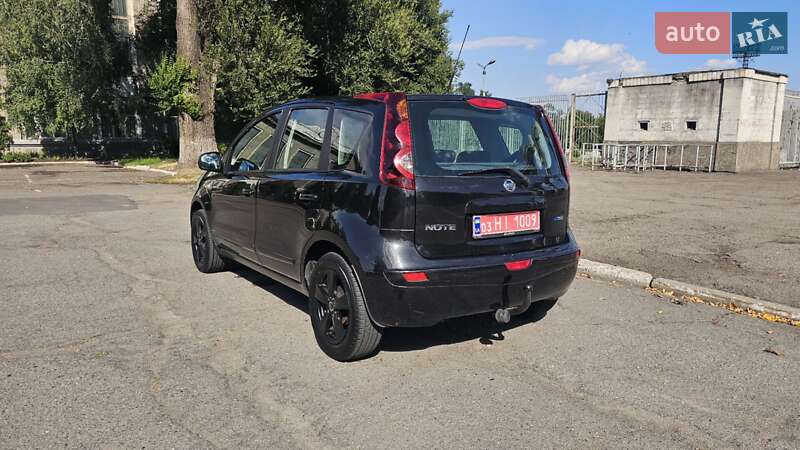 Хэтчбек Nissan Note 2009 в Каменском