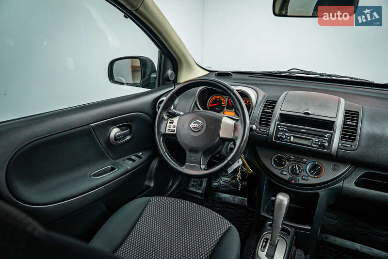 Хэтчбек Nissan Note 2007 в Киеве