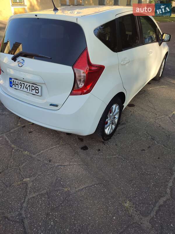 Хэтчбек Nissan Note 2015 в Краматорске
