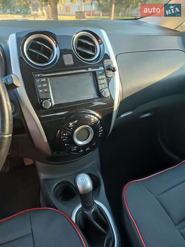 Хэтчбек Nissan Note 2015 в Краматорске