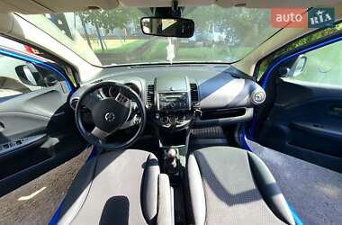 Хэтчбек Nissan Note 2006 в 