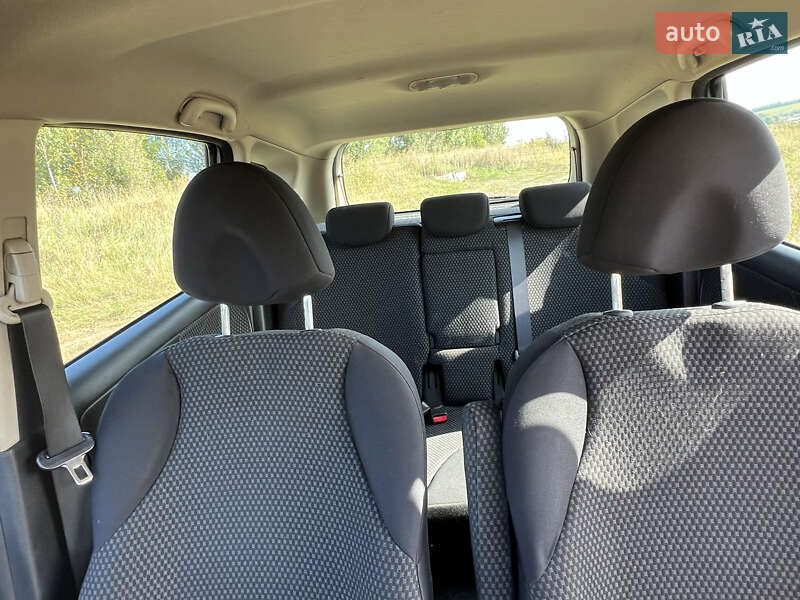 Хэтчбек Nissan Note 2007 в Киеве фото 15 Хэтчбек Nissan Note 2007 в Киеве