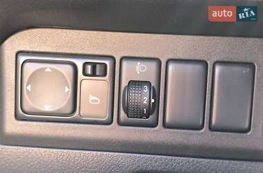 Хэтчбек Nissan Note 2007 в 