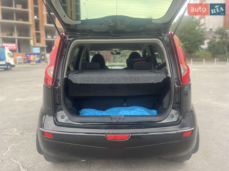 Хэтчбек Nissan Note 2012 в Тернополе фото 8 Хэтчбек Nissan Note 2012 в Тернополе