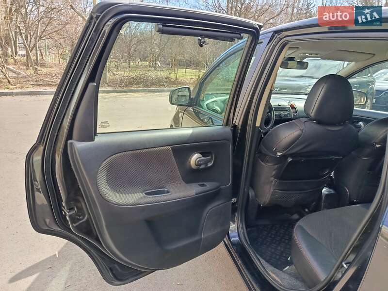 Хэтчбек Nissan Note 2007 в Павлограде