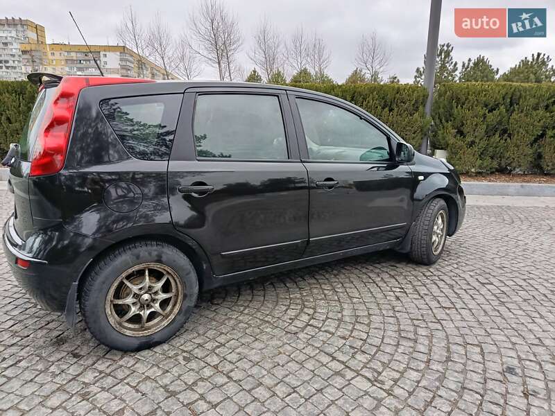 Хэтчбек Nissan Note 2007 в Павлограде