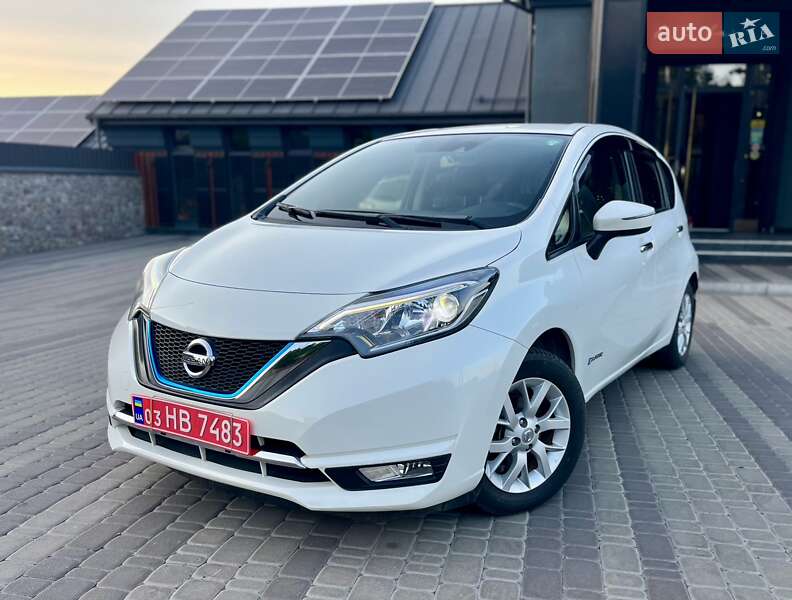 Хэтчбек Nissan Note 2017 в 