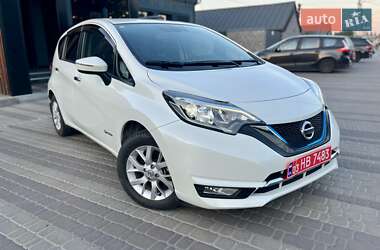 Хэтчбек Nissan Note 2017 в 