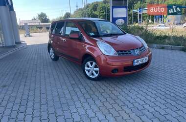 Хэтчбек Nissan Note 2008 в Могилев-Подольске