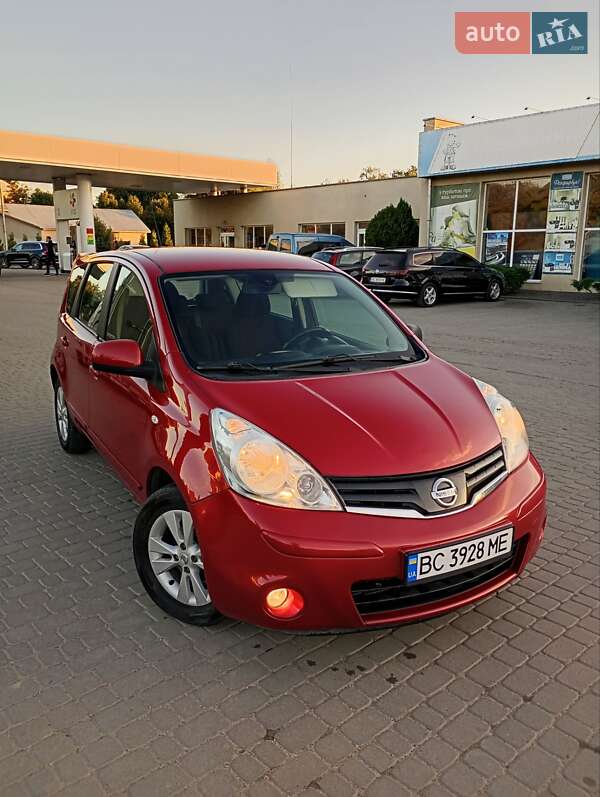 Хетчбек Nissan Note 2010 в Самборі