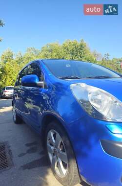 Хэтчбек Nissan Note 2006 в 