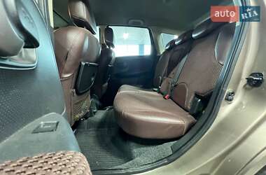 Хэтчбек Nissan Note 2007 в 