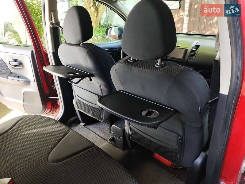 Хэтчбек Nissan Note 2007 в Киеве