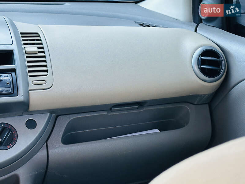 Хэтчбек Nissan Note 2006 в Харькове