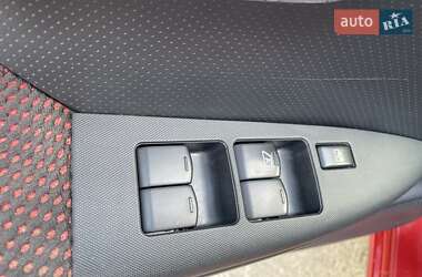 Хэтчбек Nissan Note 2008 в 