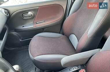 Хэтчбек Nissan Note 2008 в 