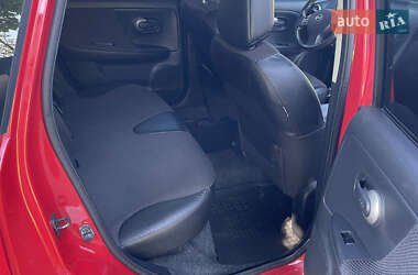 Хэтчбек Nissan Note 2007 в 