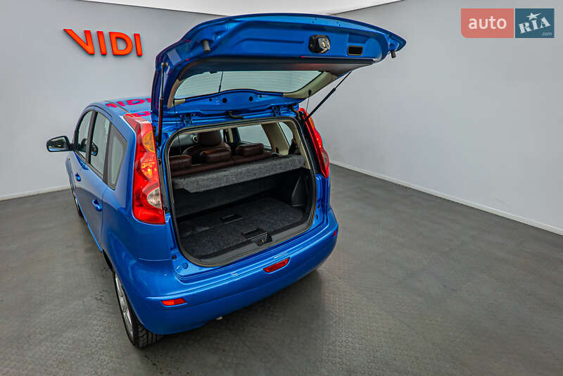 Хэтчбек Nissan Note 2007 в Киеве