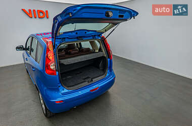 Хэтчбек Nissan Note 2007 в 