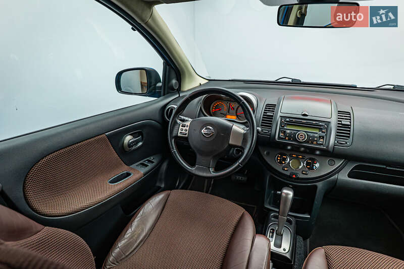 Хэтчбек Nissan Note 2007 в Киеве