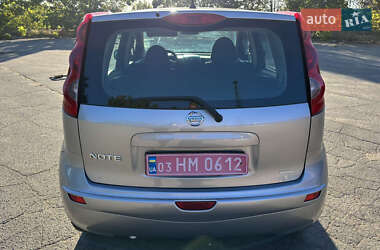 Хэтчбек Nissan Note 2008 в 