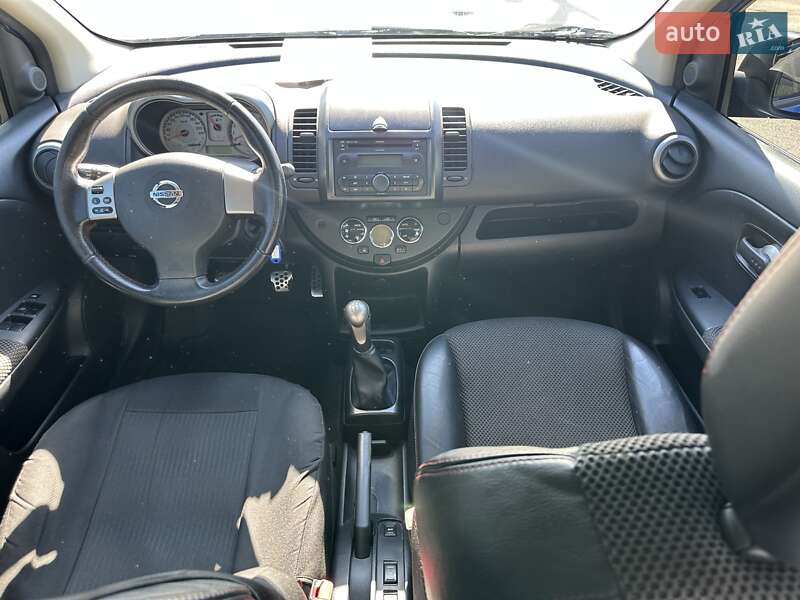 Хэтчбек Nissan Note 2006 в Киеве