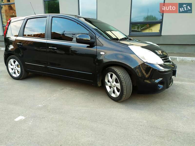 Хэтчбек Nissan Note 2009 в Виннице