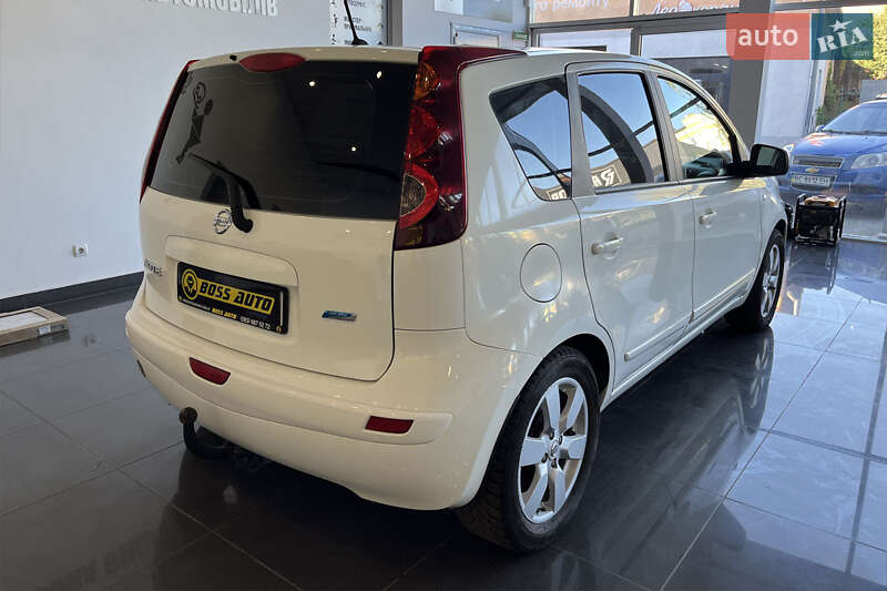 Хэтчбек Nissan Note 2010 в Шептицькому
