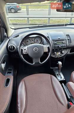 Хэтчбек Nissan Note 2006 в 